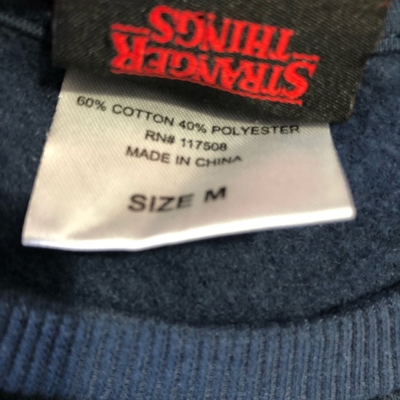 Stranger Things Netflix sweatshirt NWT  SZ M blue - Picture 12 of 13